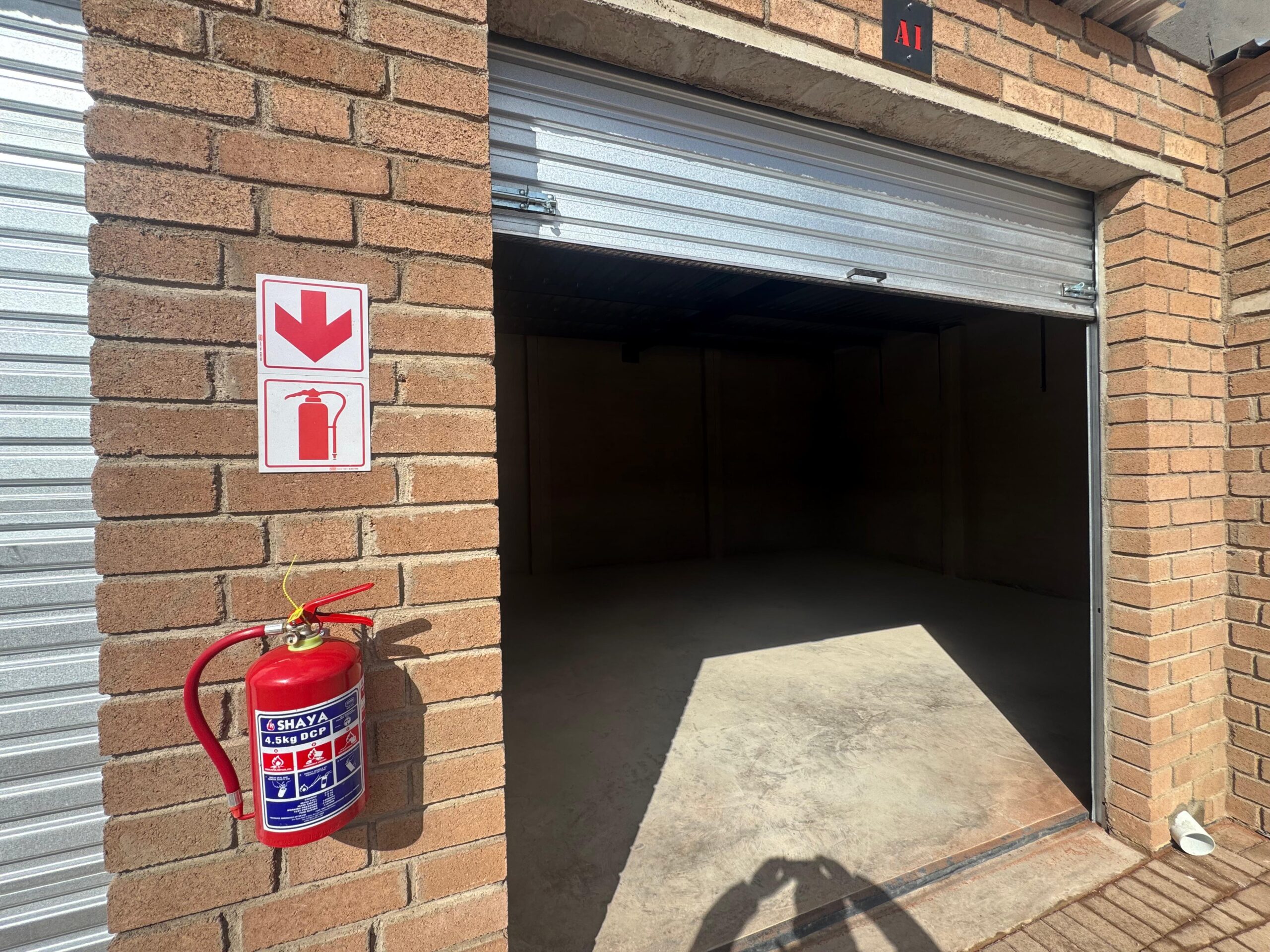 Upington Storage Units for Commercial Items